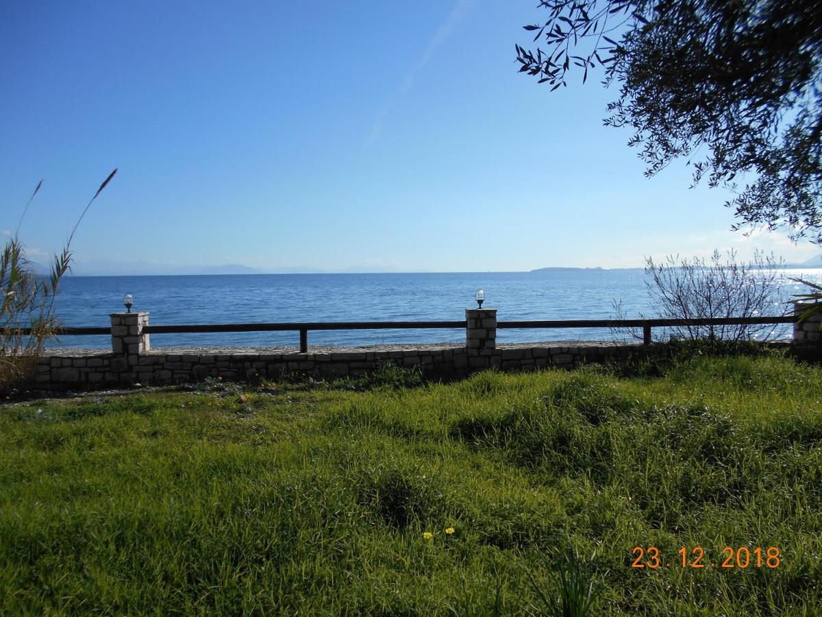 Lukia Barbati Mare Villa Екстериор снимка