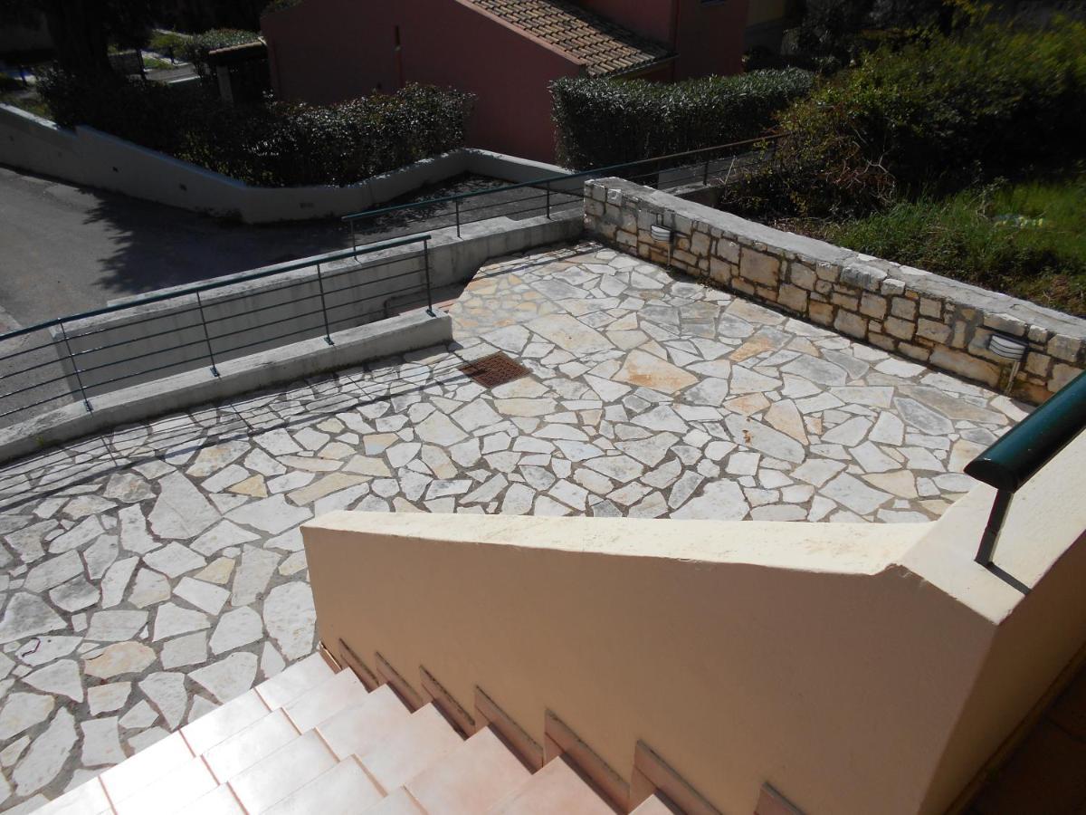 Lukia Barbati Mare Villa Екстериор снимка