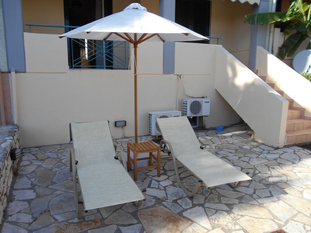 Lukia Barbati Mare Villa Екстериор снимка